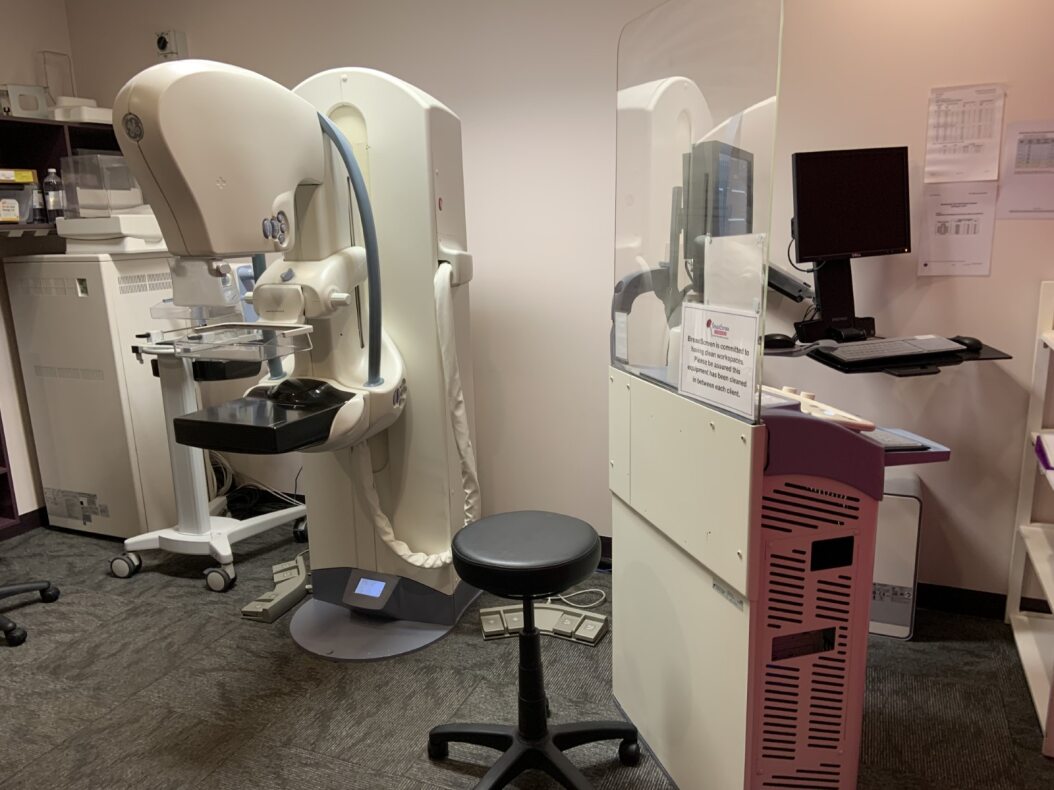 GE Essentials SenoClaire 3D Digital Mammography system Image