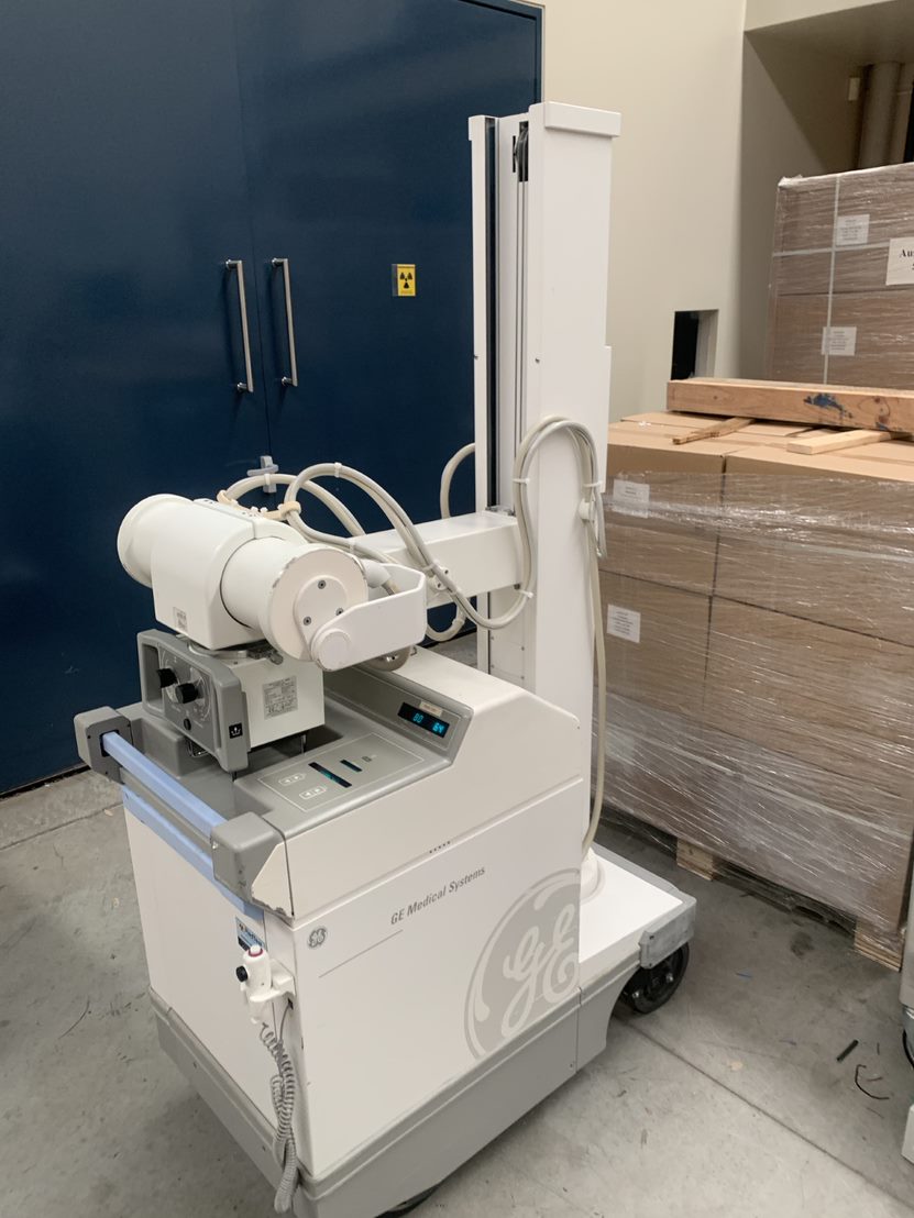 GE AMX4 Plus Portable X-Ray Image