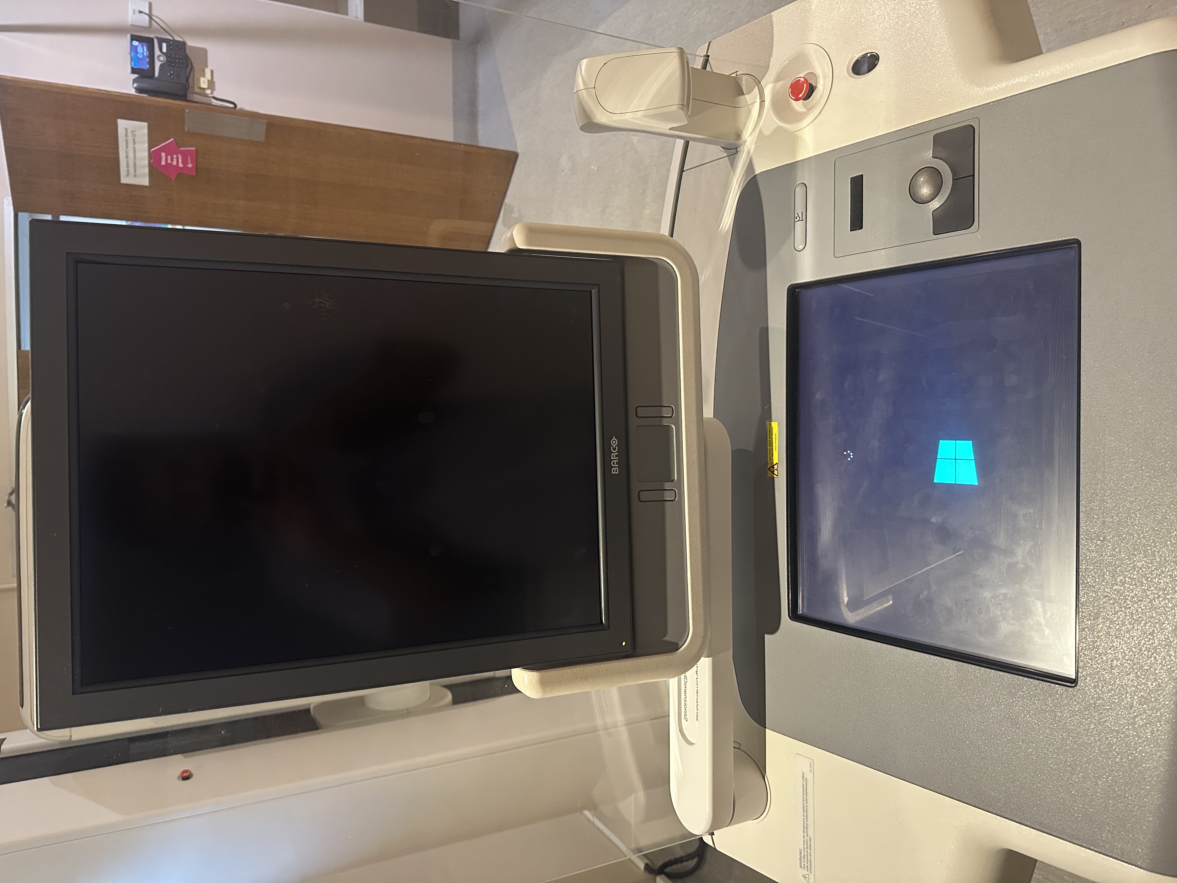 Hologic Selenia Dimensions Mammography System w/Tomo Image