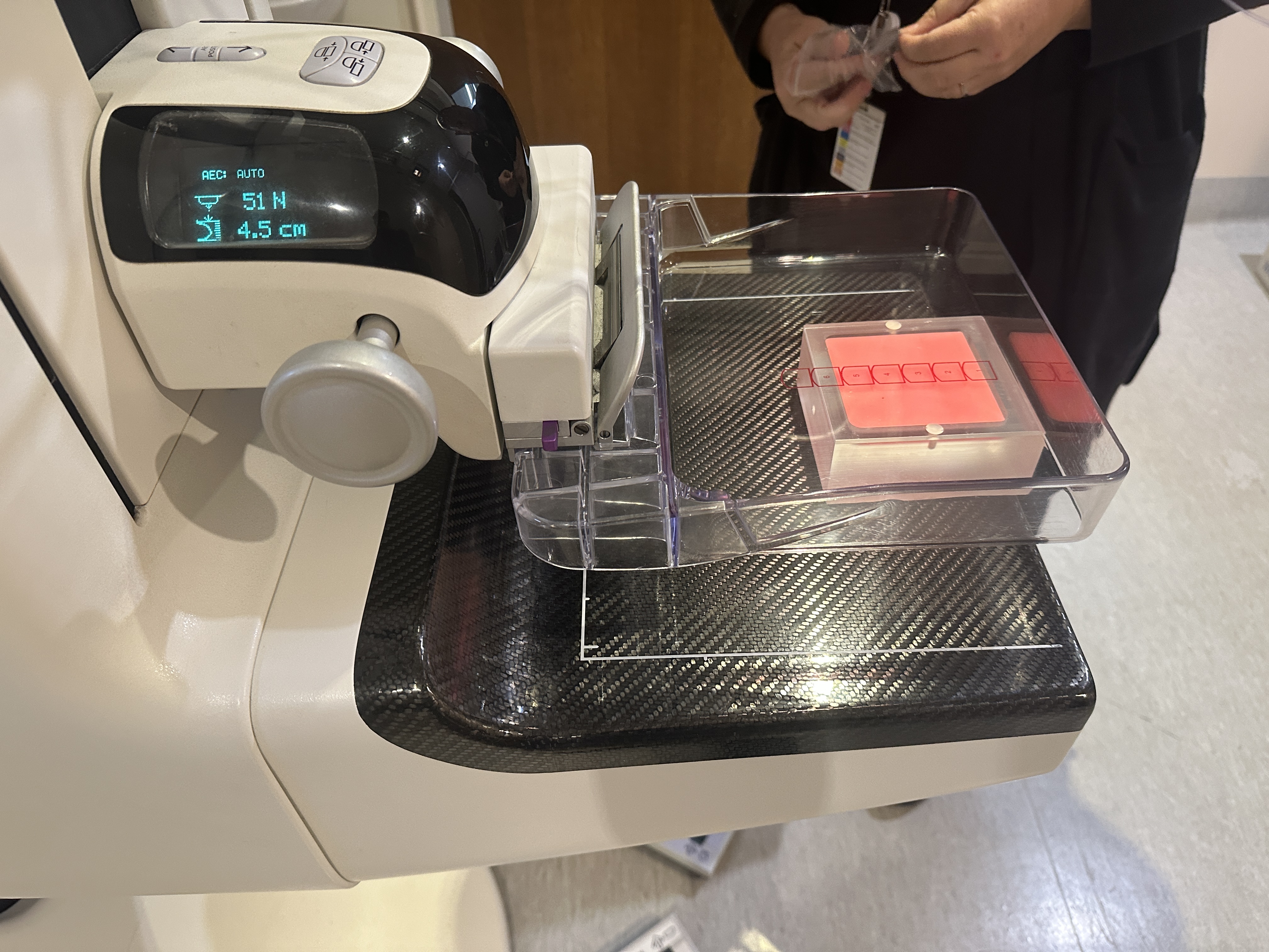 Hologic Selenia Dimensions Mammography System w/Tomo Image