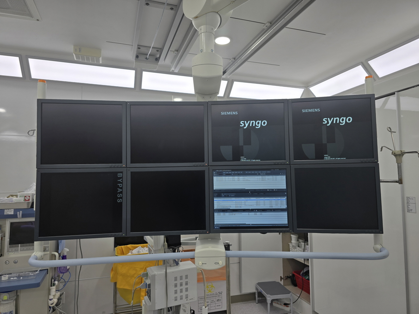 Siemens Artis Zee Biplane Cath lab Image
