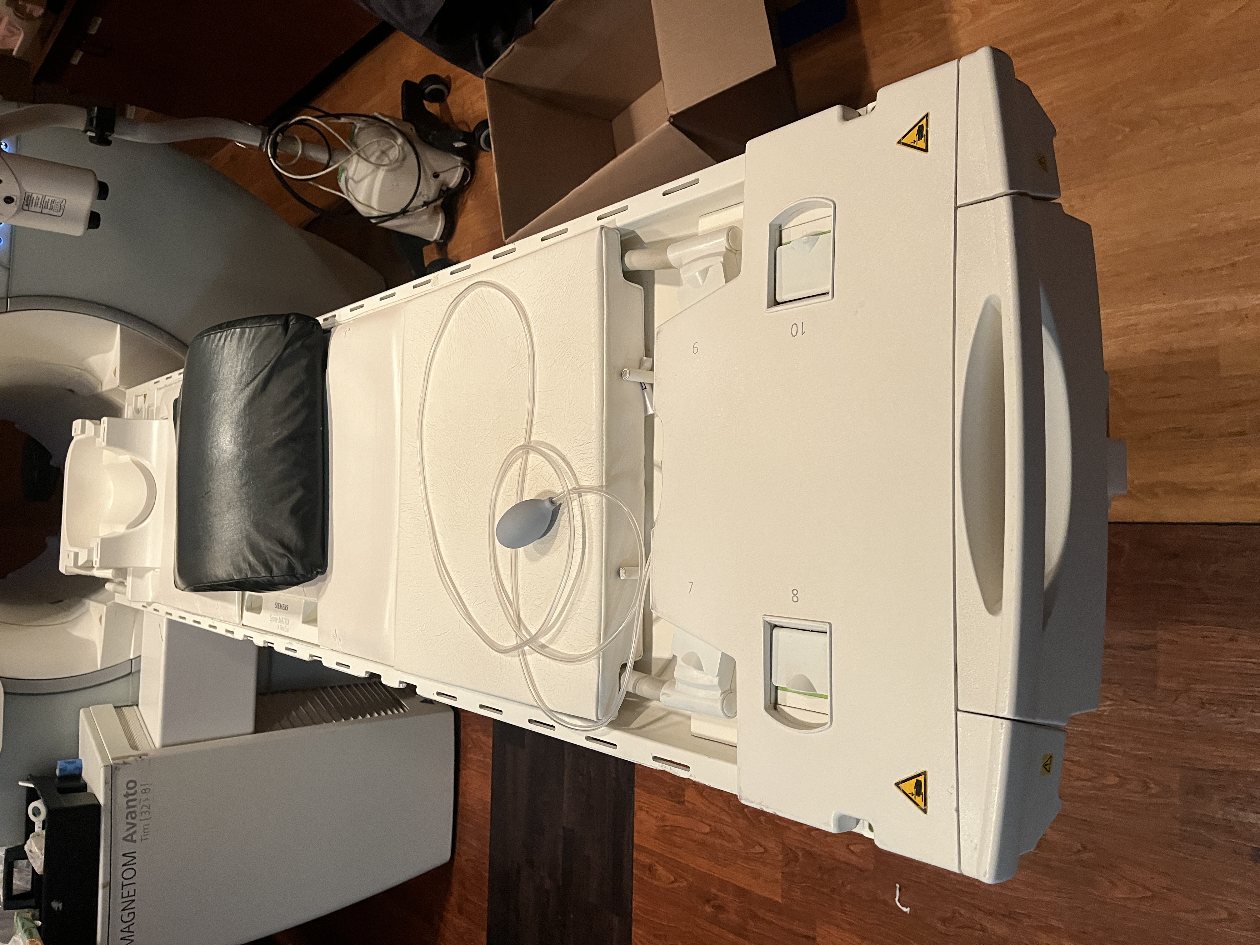Siemens Avanto 1.5T MRI Image
